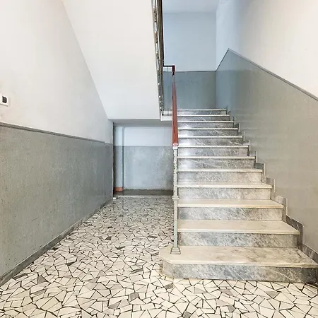 Green Apartment