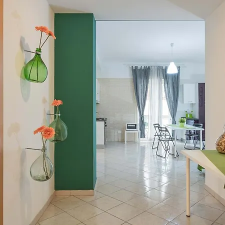 Apartment Green